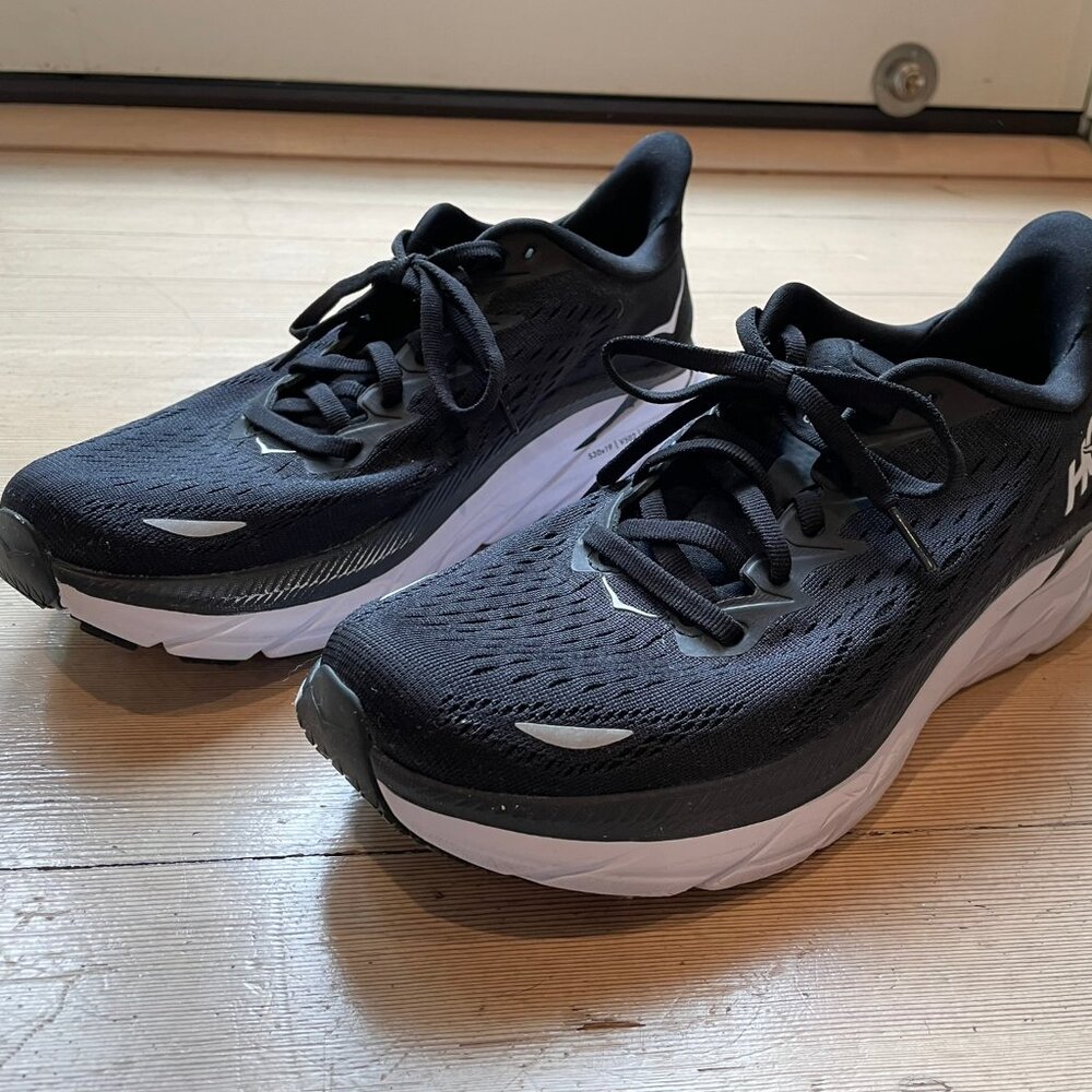 Hoka Clifton 8 Black & White Women's Running Sneaker size 7.5
